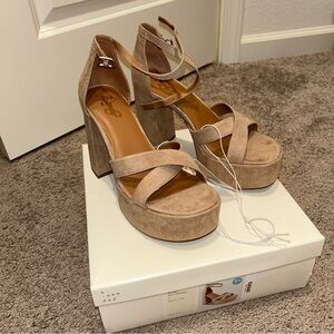 NWT A New Day Women's Tan Platform Sandals